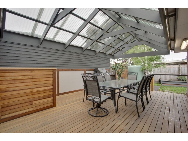 82 Windermere Drive, Ferntree Gully VIC 3156