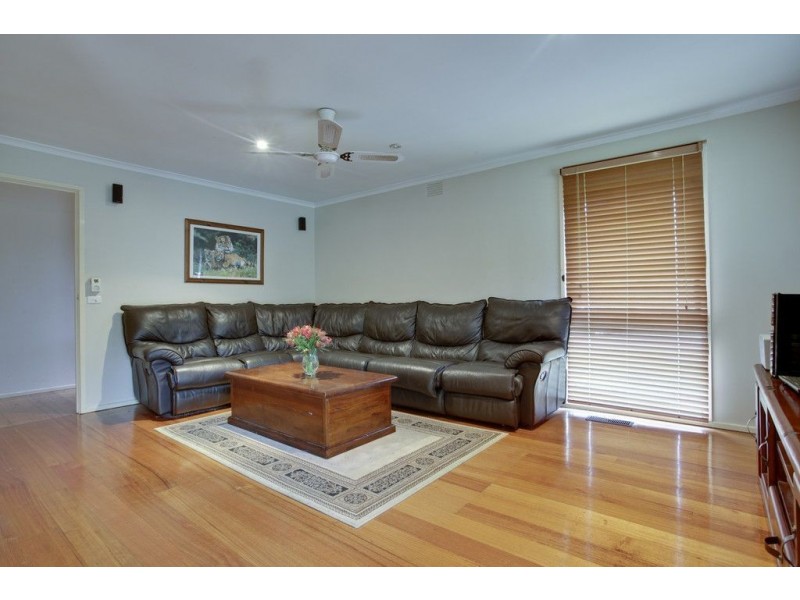 1 Helene Court, Boronia VIC 3155