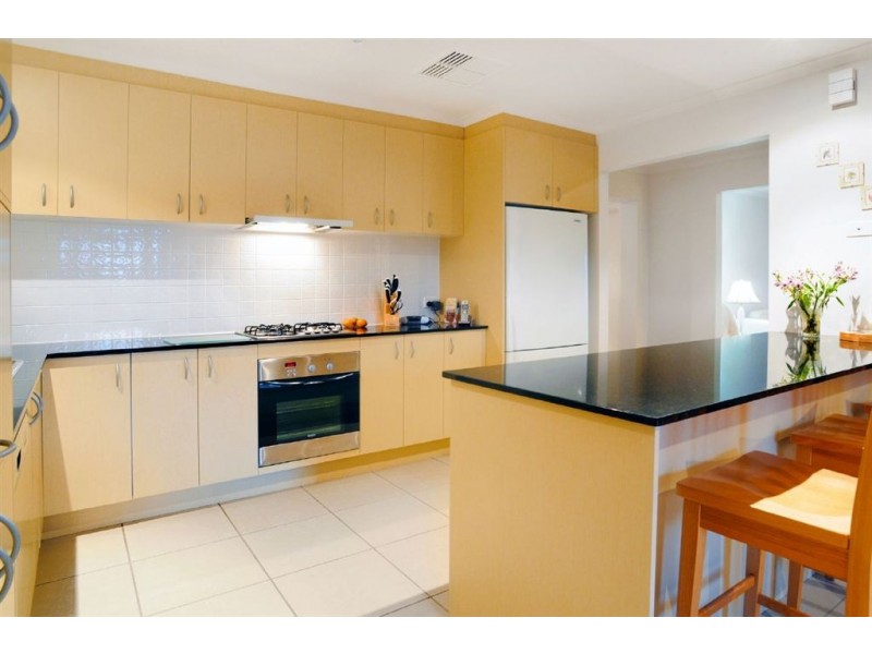 51 Sovereign Manors Crescent, Rowville VIC 3178