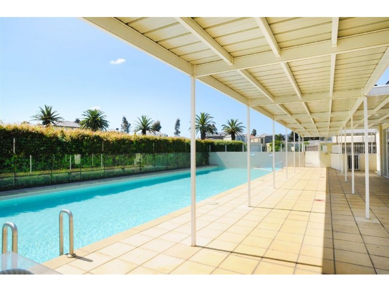 51 Sovereign Manors Crescent, Rowville VIC 3178