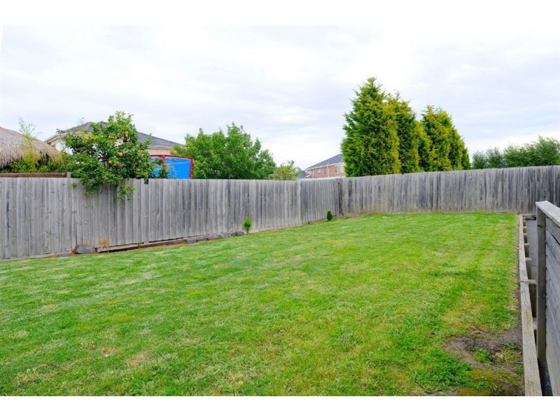 51 Fairway Drive, Rowville VIC 3178