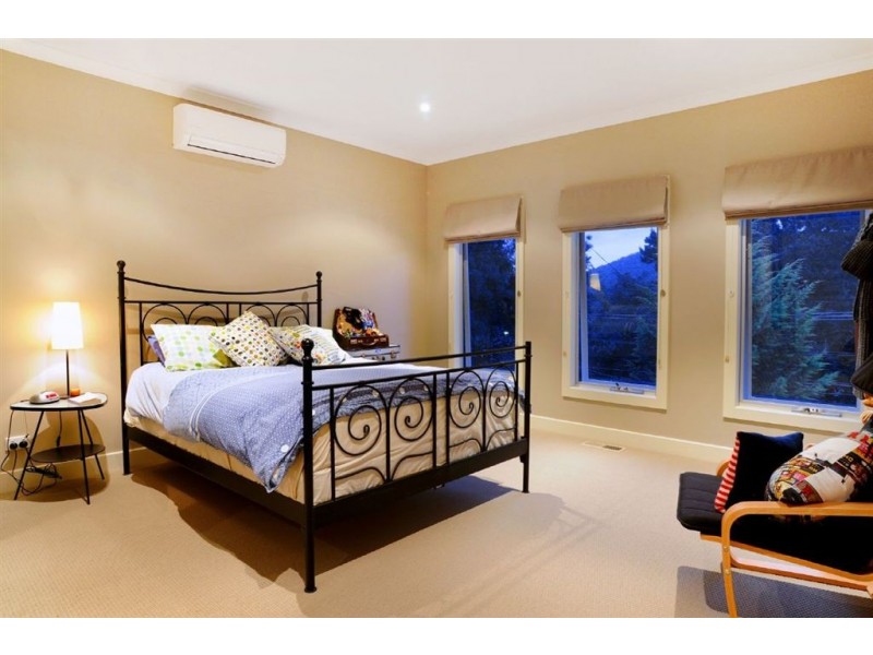 42 Albert Street, Upper Ferntree Gully VIC 3156