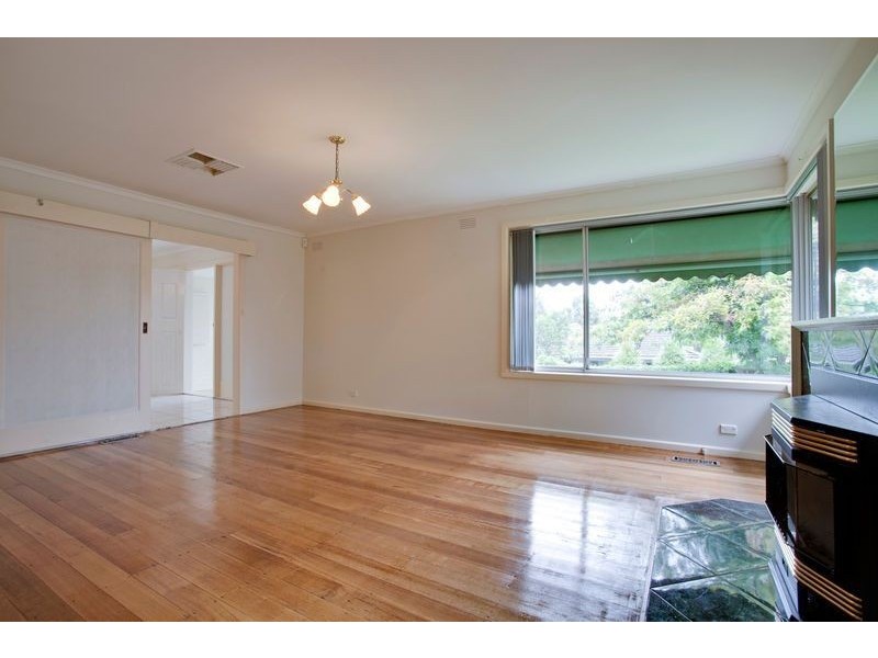 106 Daffodil Road, Boronia VIC 3155