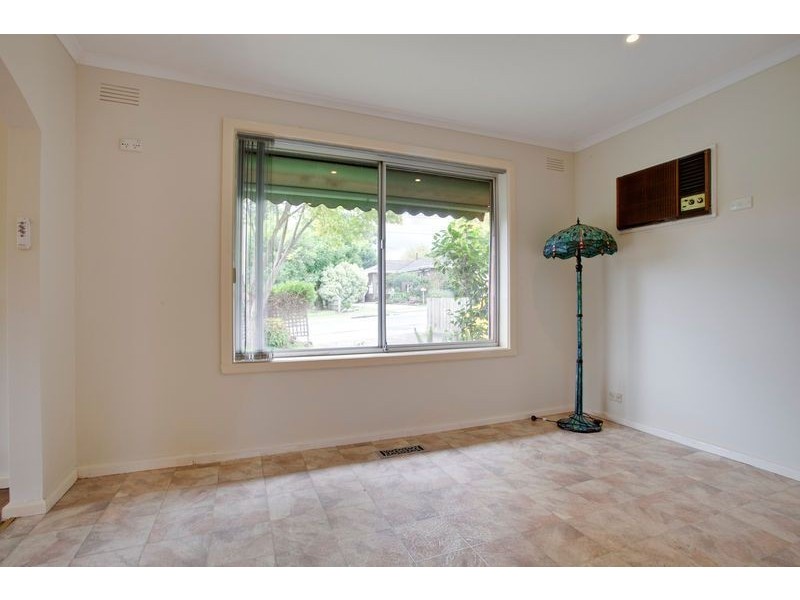 106 Daffodil Road, Boronia VIC 3155