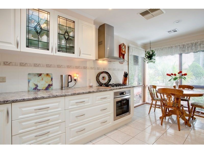 12 Hooker Road, Ferntree Gully VIC 3156