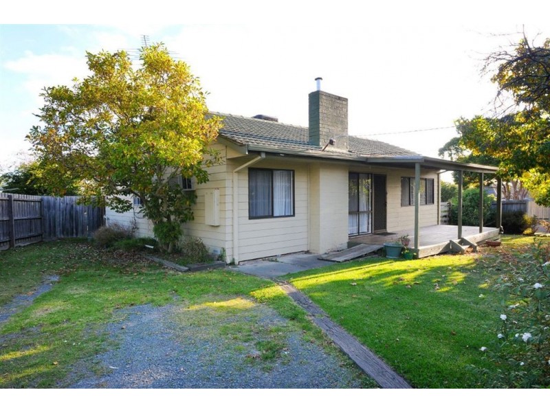 18 Lydford Road, Ferntree Gully VIC 3156