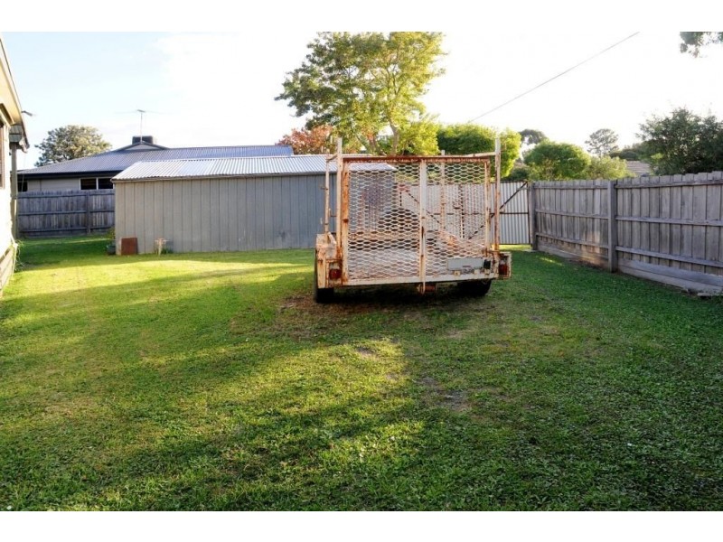 18 Lydford Road, Ferntree Gully VIC 3156