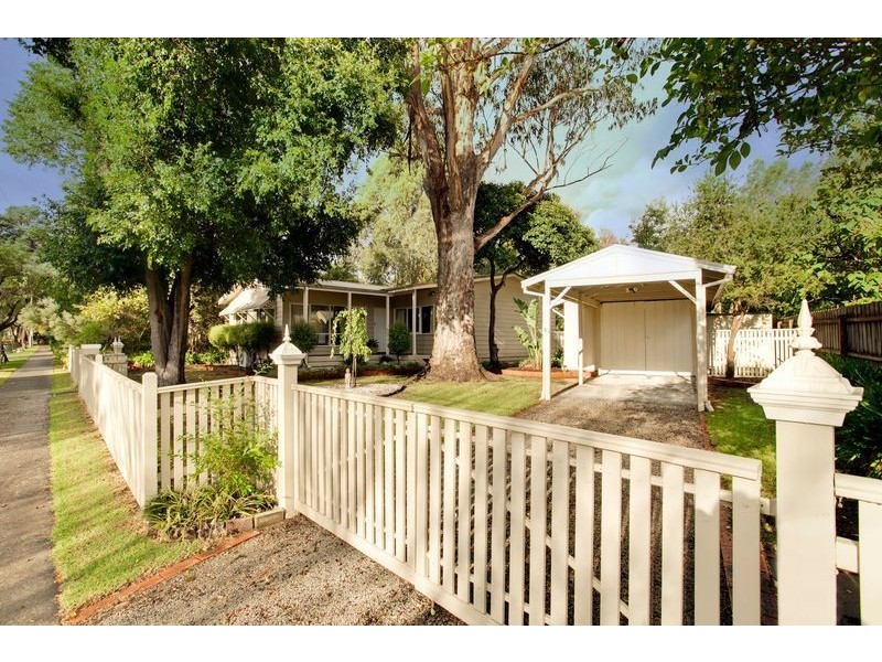 43 McDonald Crescent, Boronia VIC 3155