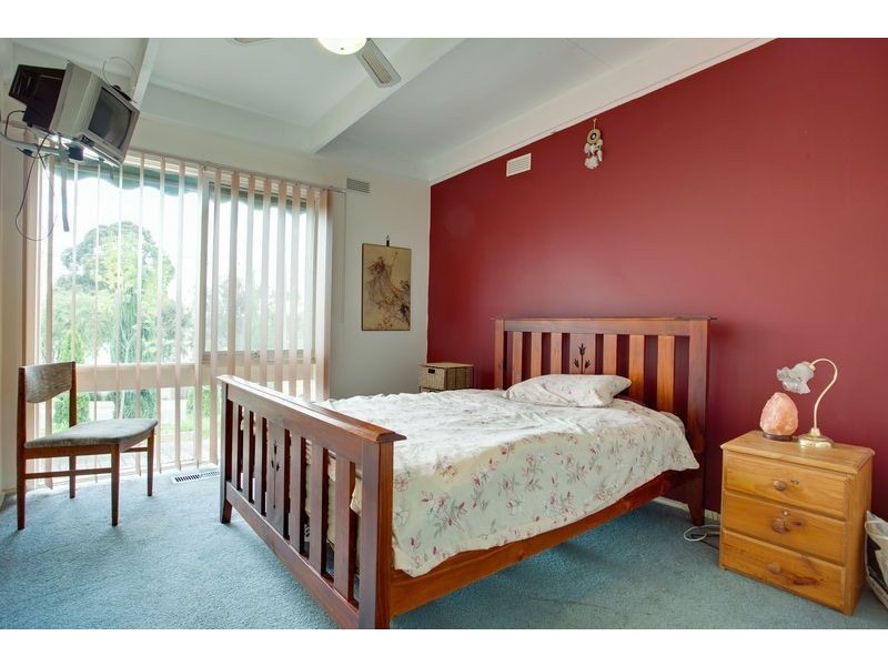 1 Wilkes Street, Ferntree Gully VIC 3156
