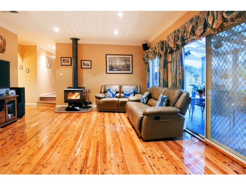 30 Grange Drive, Lysterfield VIC 3156