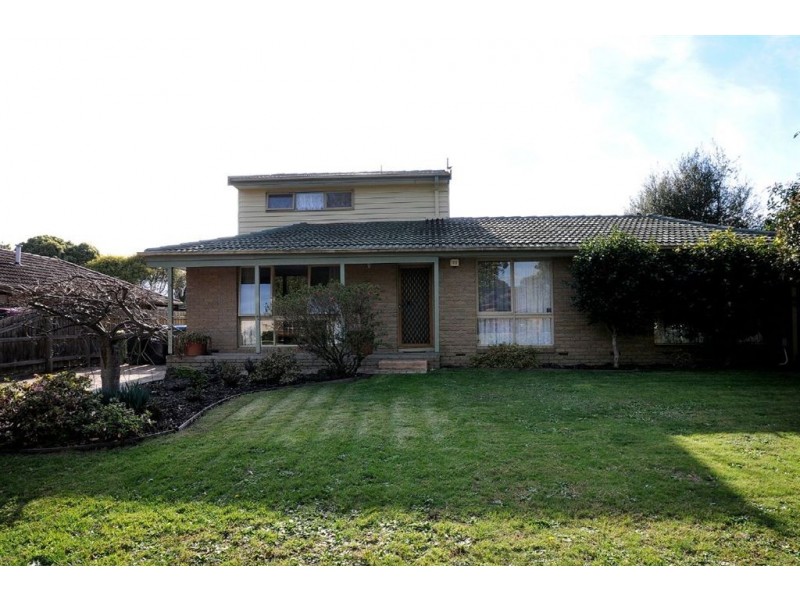 160 Windermere Drive, Ferntree Gully VIC 3156
