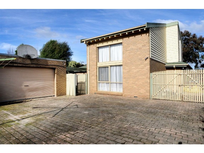 160 Windermere Drive, Ferntree Gully VIC 3156