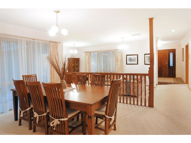 14 Palmerston Road, Lysterfield VIC 3156