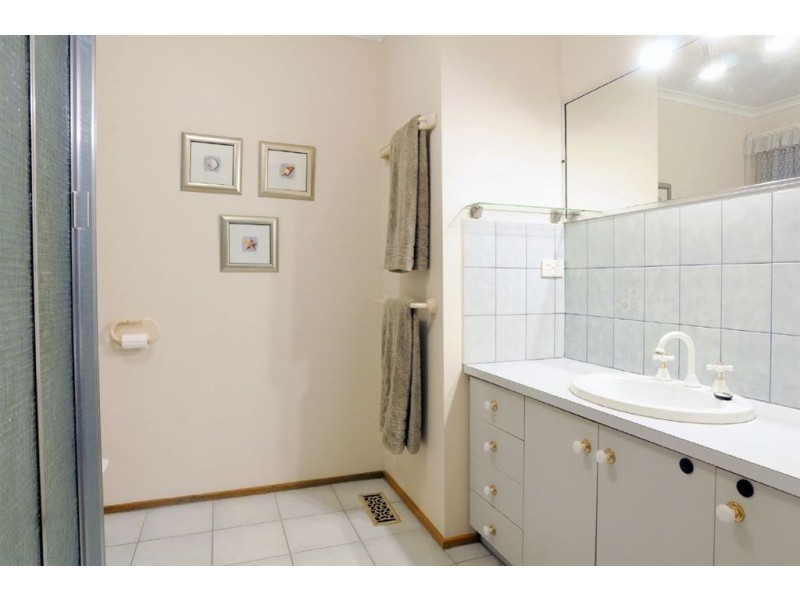 14 Palmerston Road, Lysterfield VIC 3156