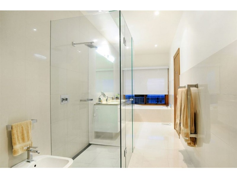 1/81 Major Crescent, Lysterfield VIC 3156