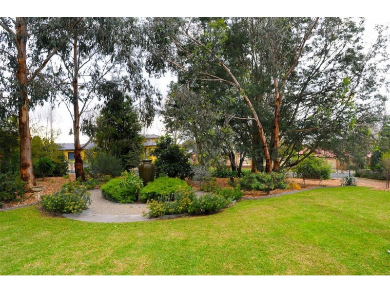3 Sherwood Way, Lysterfield VIC 3156