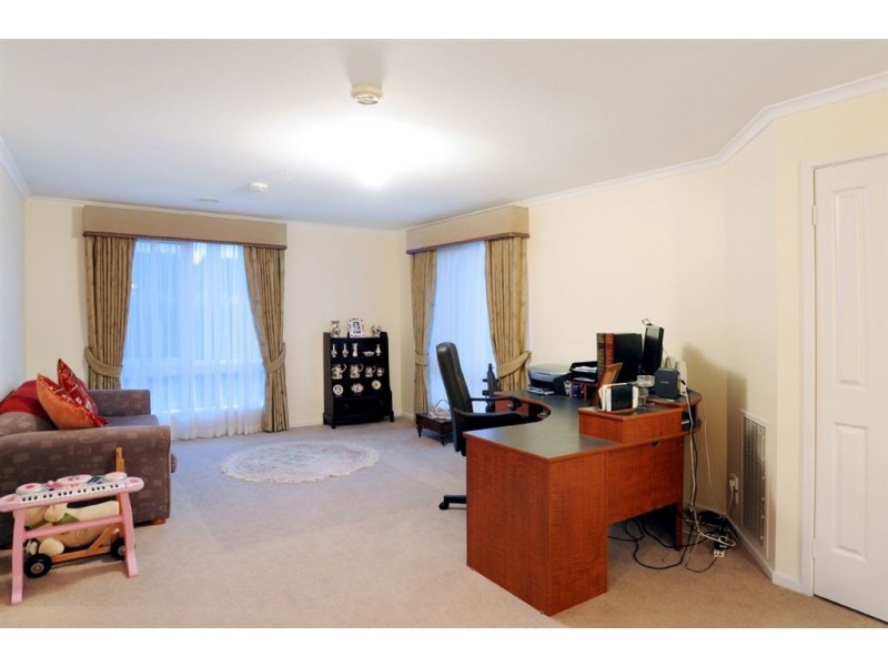 1 Cremin Court, Rowville VIC 3178