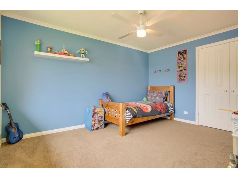 53 Bryden Drive, Ferntree Gully VIC 3156