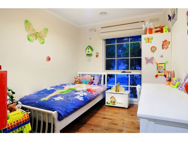 14 Berrabri Drive, Scoresby VIC 3179