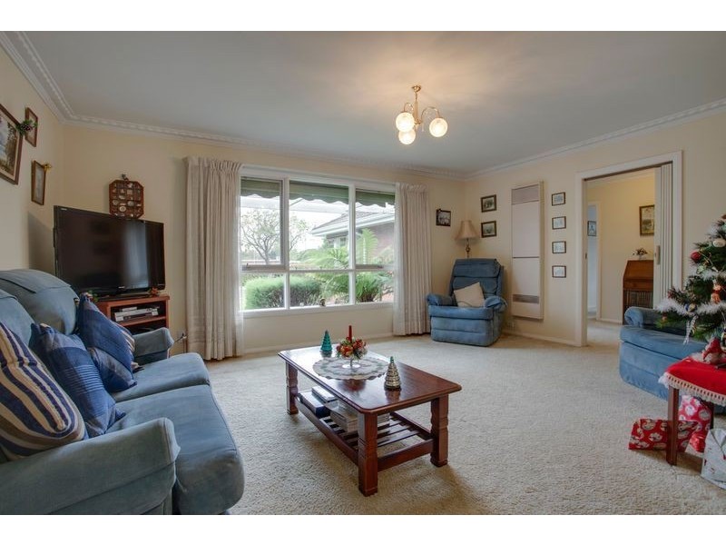 11 Merricks Close, Ferntree Gully VIC 3156