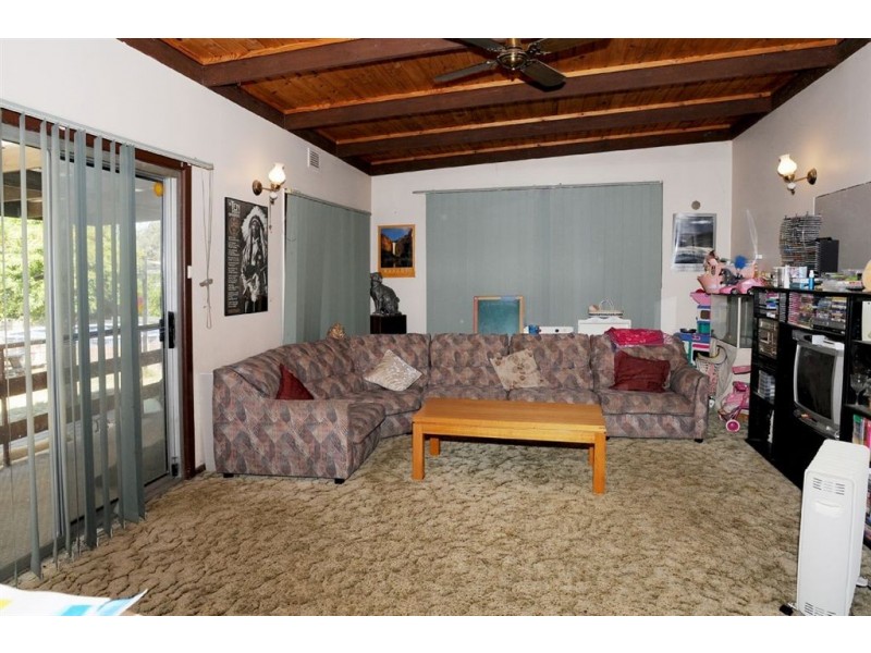 2 Wilson Street, Ferntree Gully VIC 3156