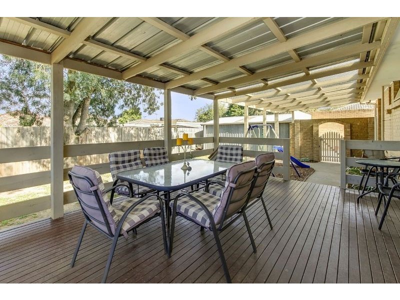 36 Piperita Road, Ferntree Gully VIC 3156