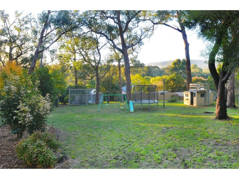 13 Effie Avenue, Upwey VIC 3158