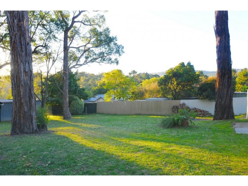 13 Effie Avenue, Upwey VIC 3158