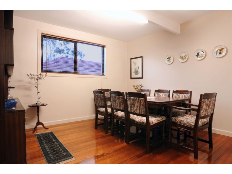 16 Greenaway Drive, Ferntree Gully VIC 3156