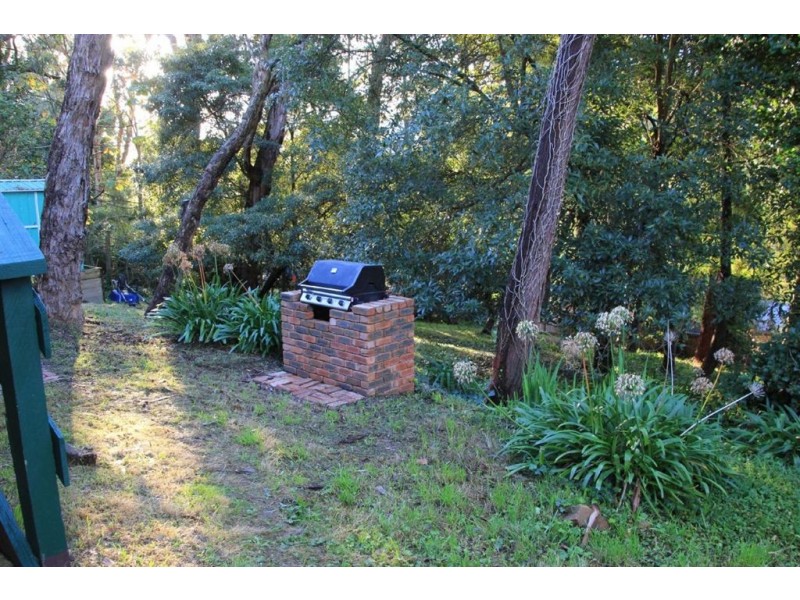 17 Wynette Avenue, Upper Ferntree Gully VIC 3156