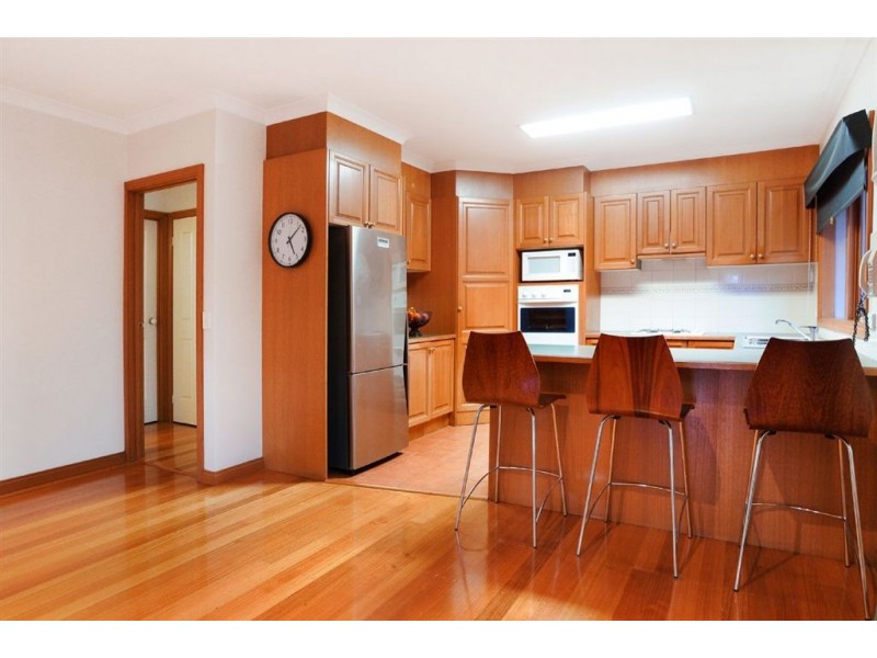 71 Applewood Drive, Knoxfield VIC 3180