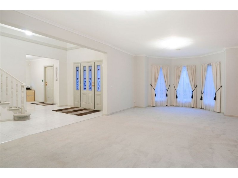 53 Fairway Drive, Rowville VIC 3178