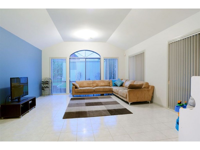 53 Fairway Drive, Rowville VIC 3178