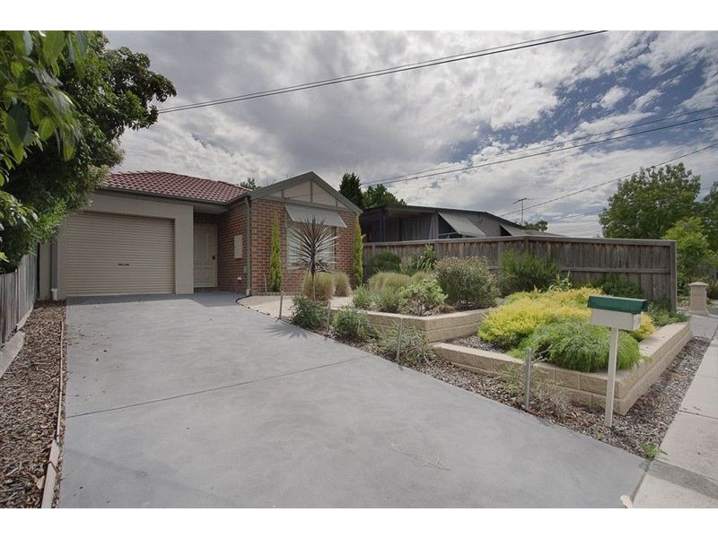 1/39 Cinerea Avenue, Ferntree Gully VIC 3156