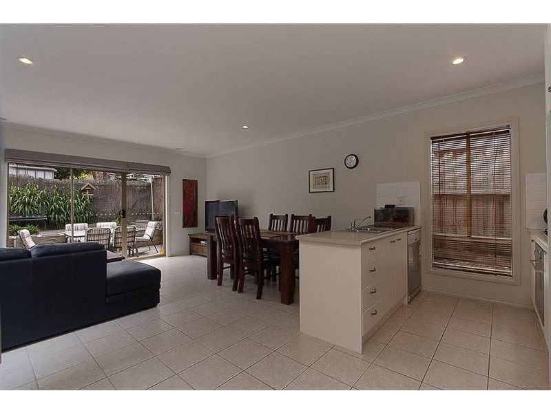 1/39 Cinerea Avenue, Ferntree Gully VIC 3156
