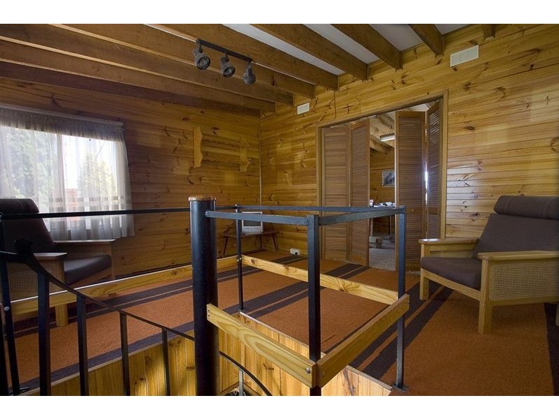 5 Arnold Drive, Scoresby VIC 3179