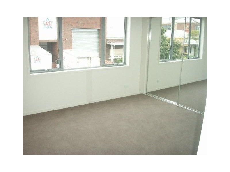 2/208 Albion Street, Brunswick East VIC 3057