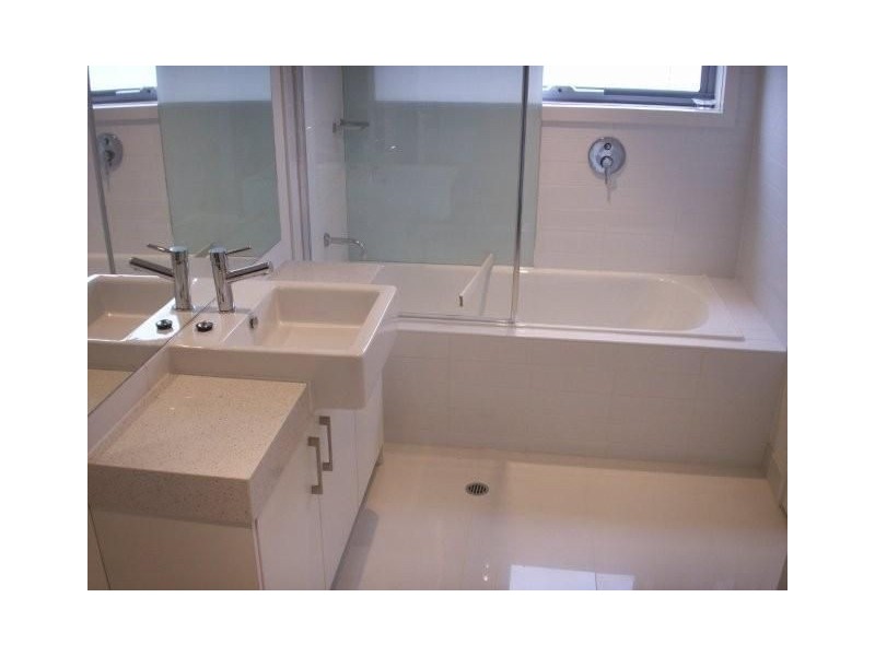 2/208 Albion Street, Brunswick East VIC 3057