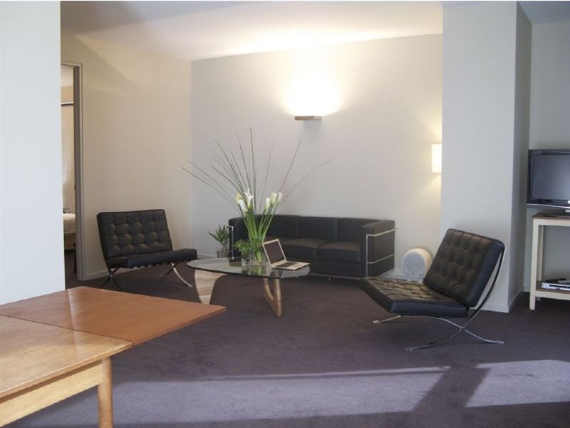 404M/201 Powlett Street, East Melbourne VIC 3002