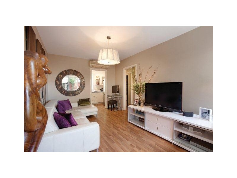12/15 Gourlay Street, St Kilda East VIC 3183
