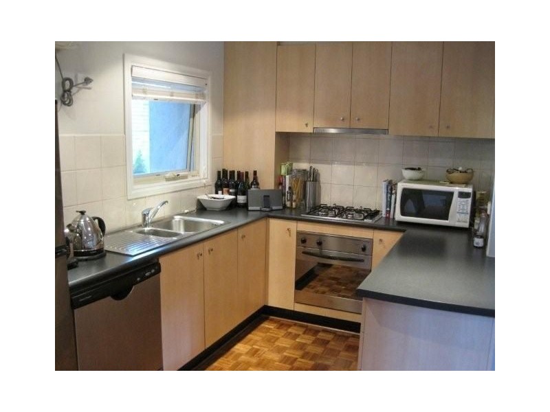 7/10 Celeste Court, St Kilda East VIC 3183