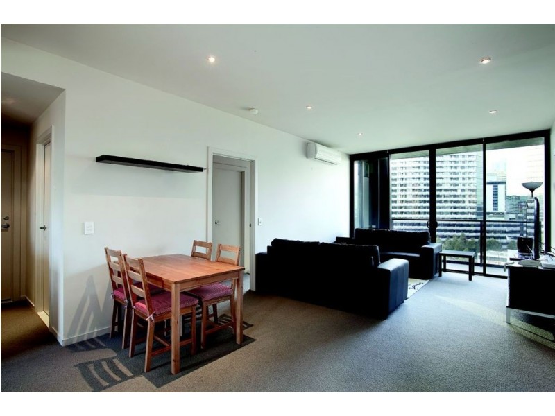 84/801 Bourke Street, Docklands VIC 3008