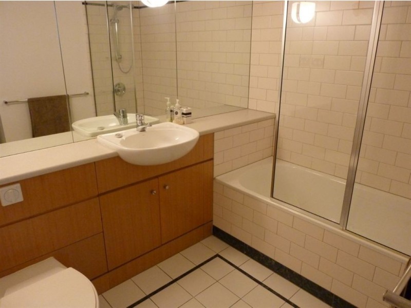23/190 Albert Street, East Melbourne VIC 3002