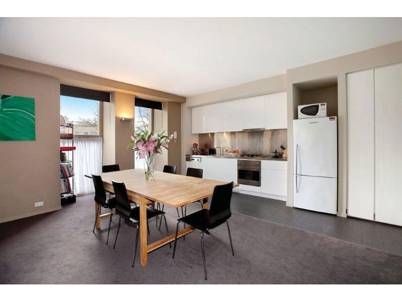 P2M/201 Powlett  Street, East Melbourne VIC 3002
