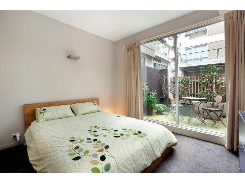 P2M/201 Powlett  Street, East Melbourne VIC 3002