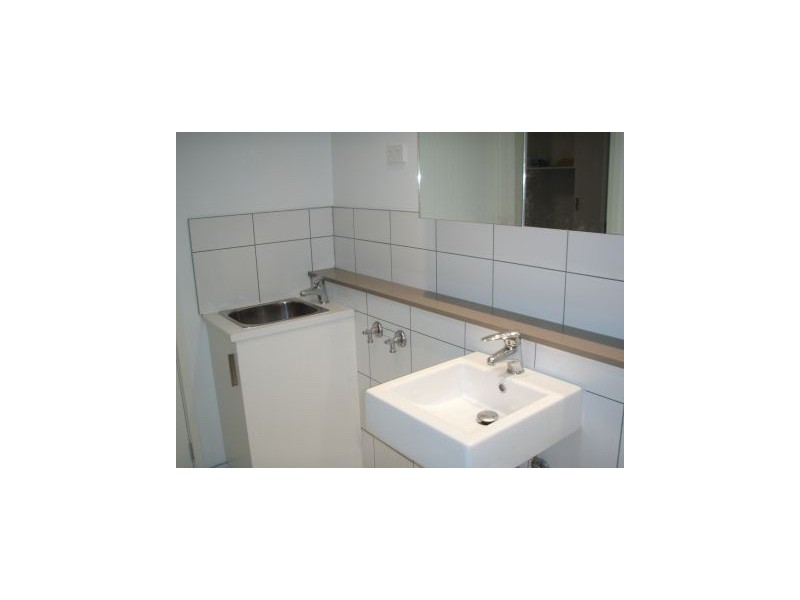 201/18 Wreckyn Street, North Melbourne VIC 3051