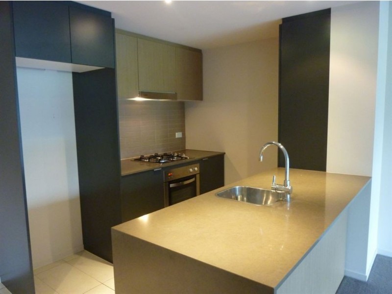 16/801 Bourke Street, Docklands VIC 3008