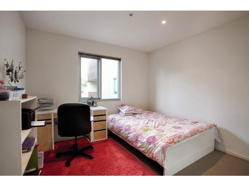 26/14 Bell Street, Coburg VIC 3058