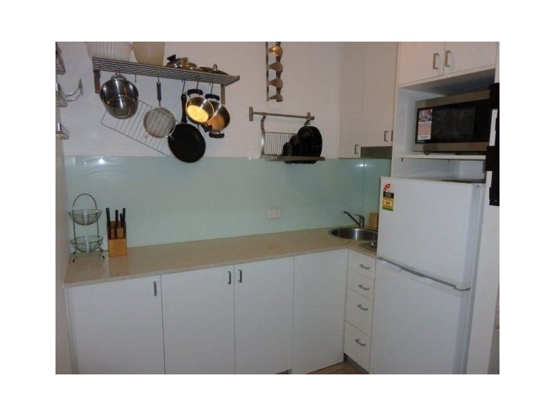 211/25 Hotham Street, East Melbourne VIC 3002