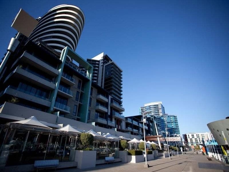 1302/2 New Quay Promonade, Docklands VIC 3008